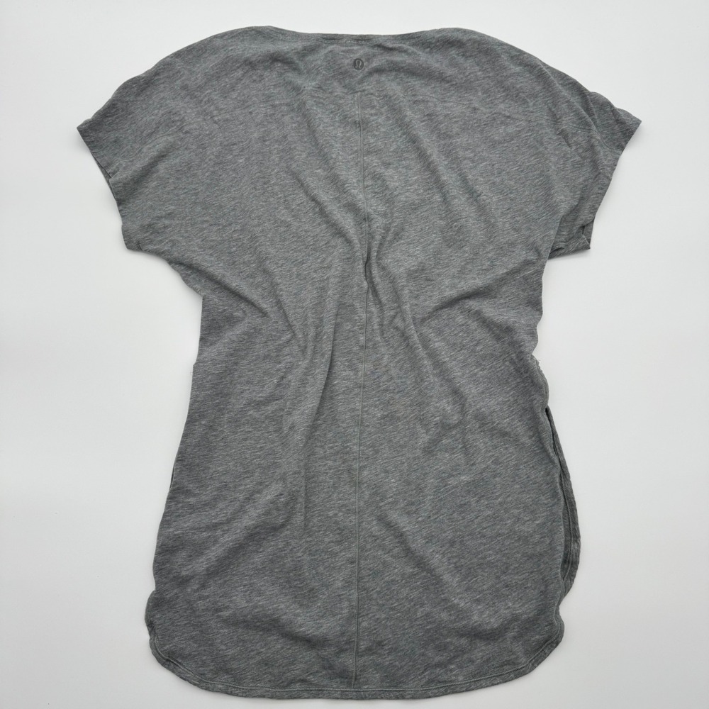 Lululemon Heathered‎ Grey Short Sleeve Tunic Side Story Tee Size 6 - Picture 3 of 4